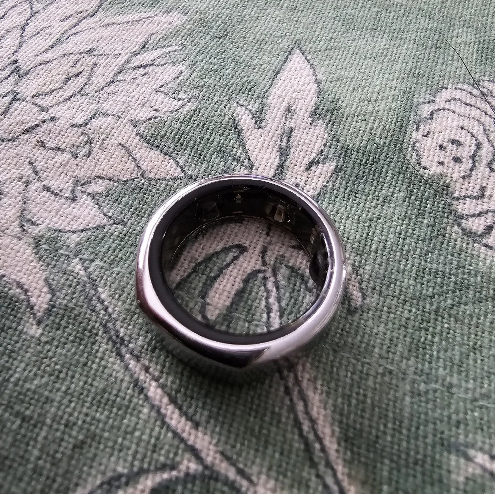 Oura Ring Gen 3 Size 8 Heritage Silver
